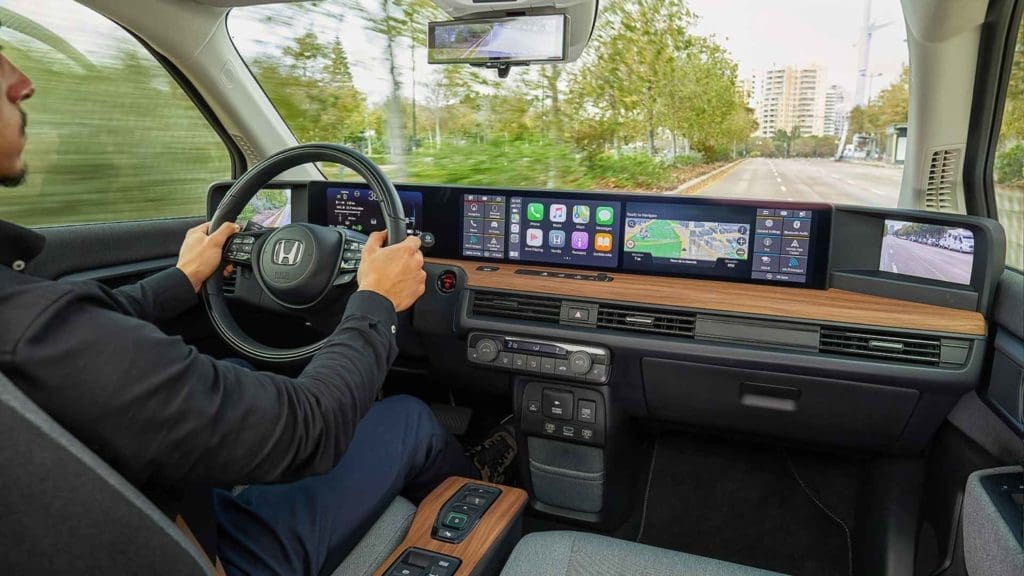 Honda e dashboard