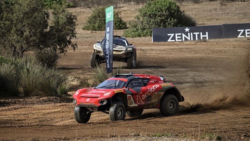 Extreme E: ACCIONA | SAINZ XE takes Championship lead after Island X Prix double-header