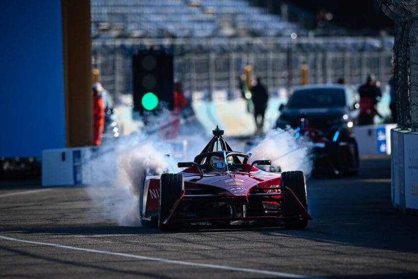 Sacha Fenestraz, Nissan Formula E Team, Nissan e-4ORCE 04