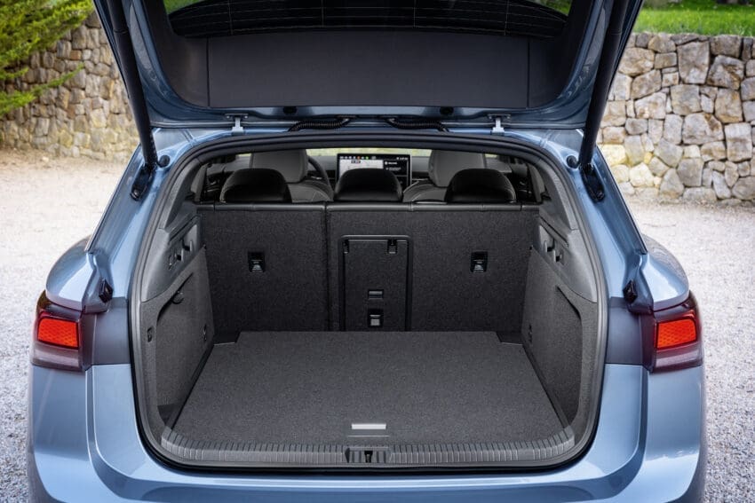 VW ID.7 Tourer boot