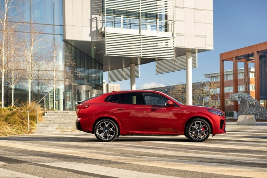 BMW iX2 xDrive30