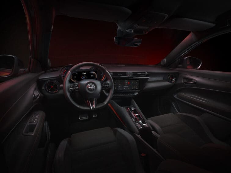 Alfa Romeo Milano interior