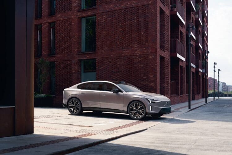 Volvo ES90 Exterior