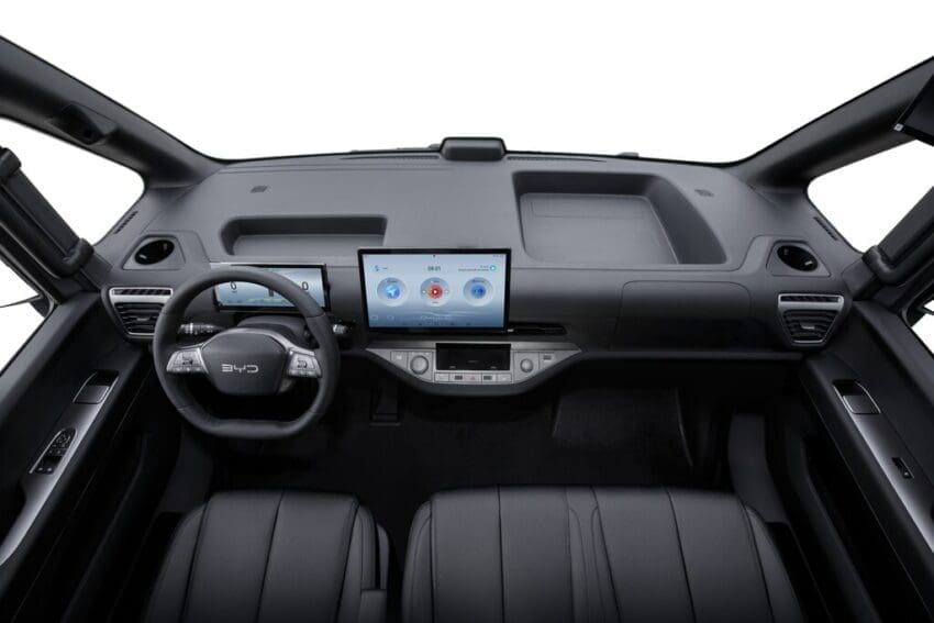 BYD E-Vali interior