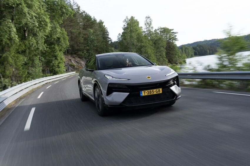 Lotus-Eletre-fastest-charging-electric-cars-UK