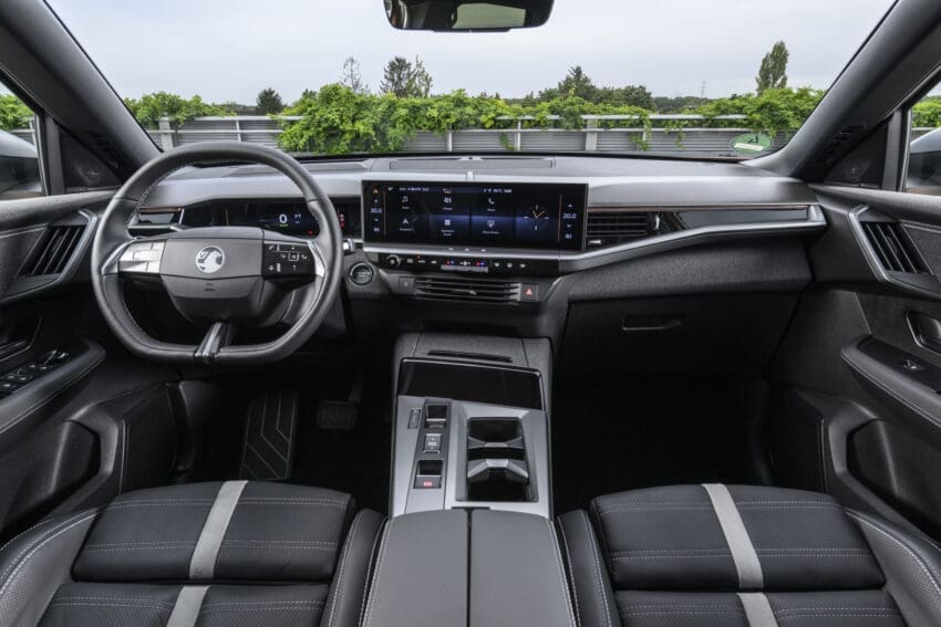 Vauxhall Grandland Electric Ultimate Interior