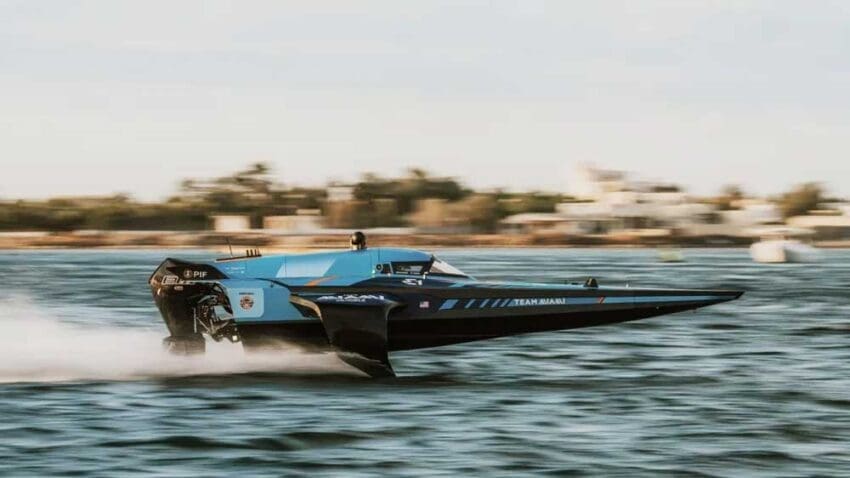 Miami secures 2025 E1 electric powerboat finale, as PIF steps up as presenting partner