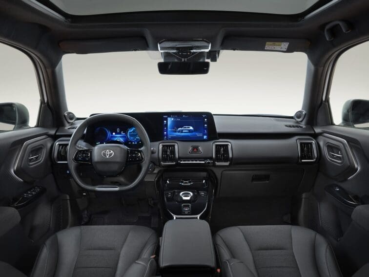 Toyota Urban Cruiser interior