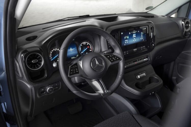 Mercedes-eVito-interior