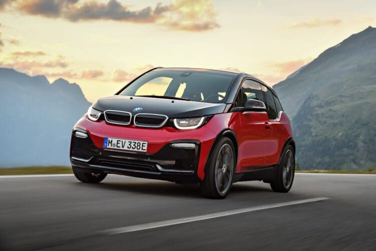 red-bmw-i3s-driving-image