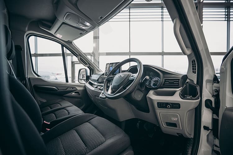 maxus-edeliver-9-interior-image
