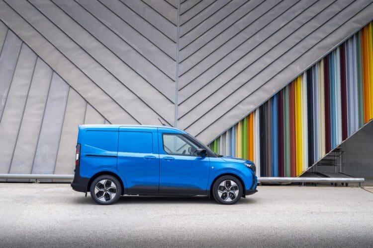 Ford E-Transit Courier profile view