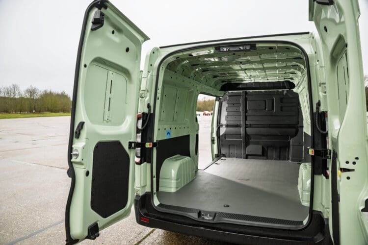Farizon SV load area