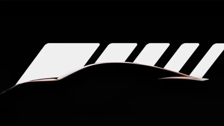 Mercedes-AMG-super-saloon-social-teaser