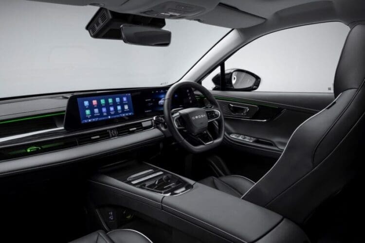 Omoda-E5-interior