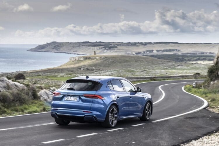 maserati grecale folgore rear view