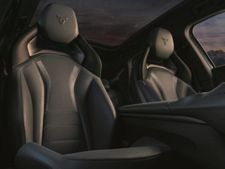 Cupra-Tavascan-2025-EV-interior