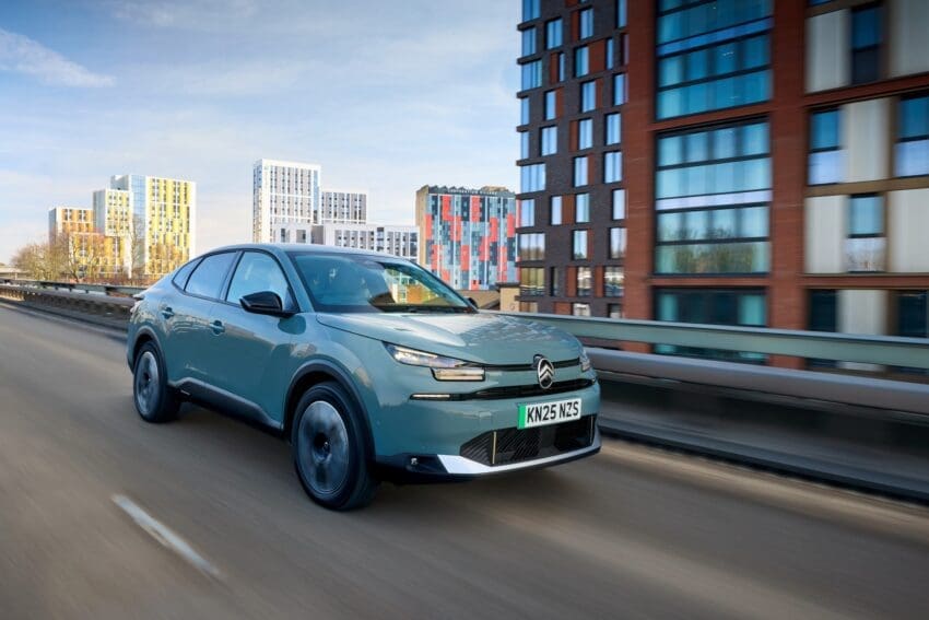2025 Citroen E-C4 X review main image