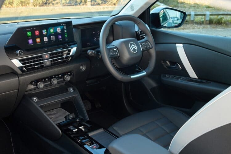2025 Citroen E-C4 X interior