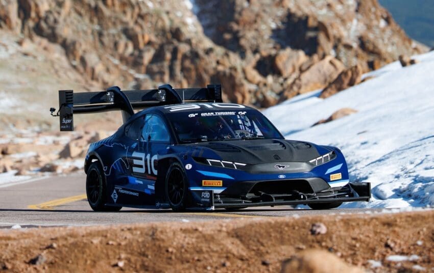 Ford-Super-Mustang-Mach-E-2025-Pikes-Peak-Romain-Dumas
