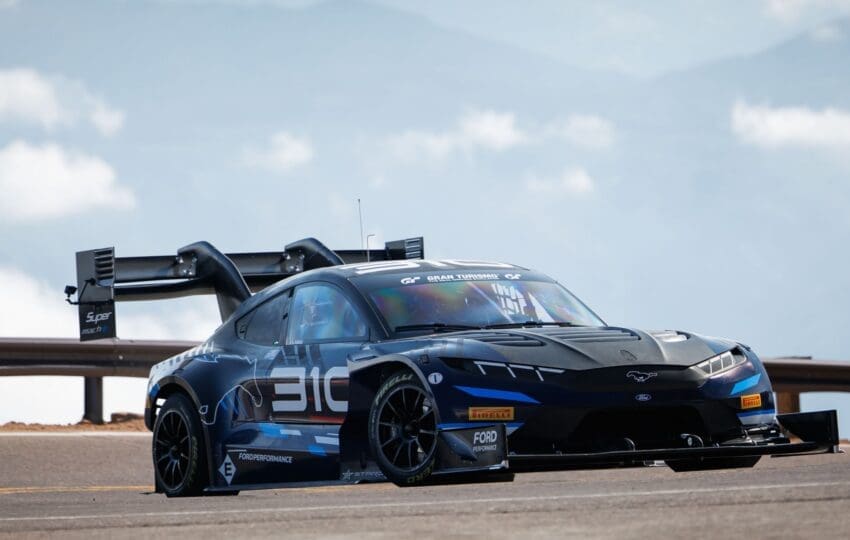 Ford-Super-Mustang-Mach-E-Pikes-Peak-Romain-Dumas
