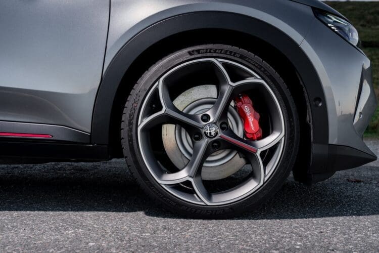 Alfa romeo junior veloce venti wheel