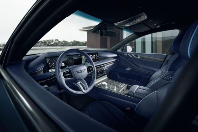 New-Genesis-G80-interior
