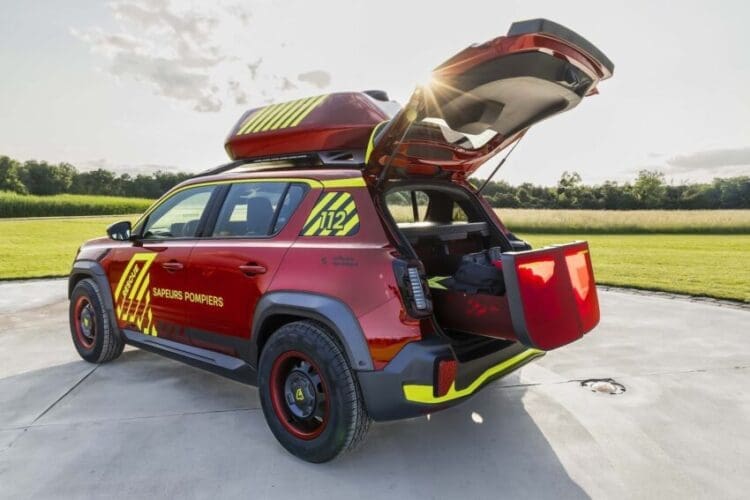 Renault-Vision4Rescue-rear-view