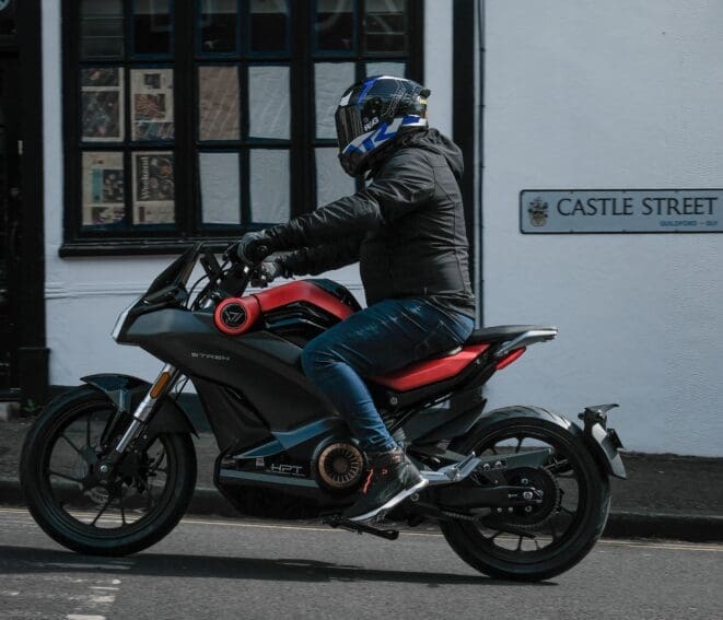 V-Moto Stash secondary riding image