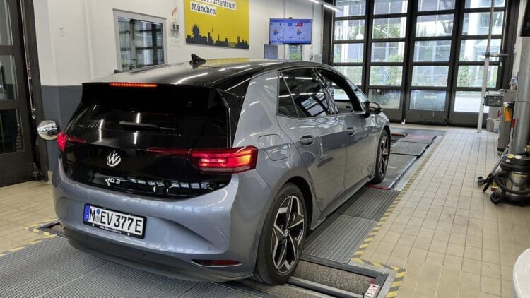 Volkswagen ID.3 ADAC test in progress at ADAC testing centre