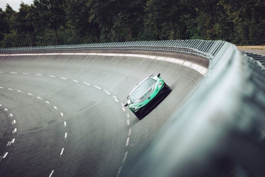 Rimac-Nevera-R-world-record-0-400-kmh-action