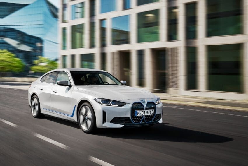BMW i4 BimmerTech Dashcam vs. Others – Which Is the Best?