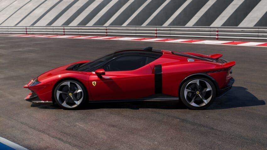 Ferrari-849-Testarossa-PHEV-coupe-profile