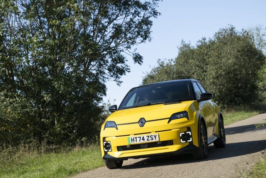Renault 5 now meets the government's full £3,750 electric car grant