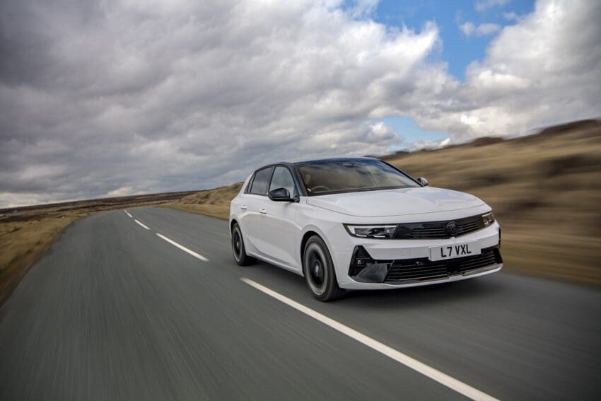 Vauxhall-Astra-GSE-PHEV