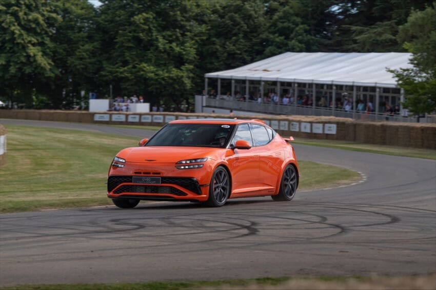 Genesis-GV60-Magma-Goodwood-FOS