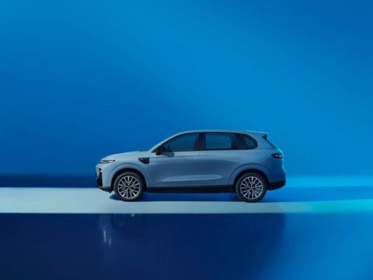 Leapmotor-B10-exterior-profile