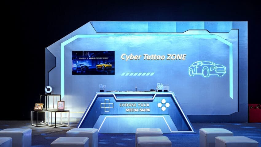 Omoda-4-SUV-body-art