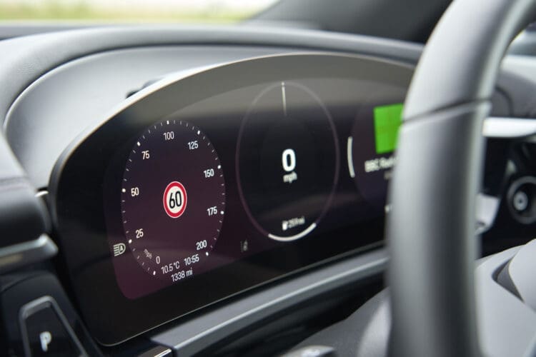 Porsche Macan Electric digital dials