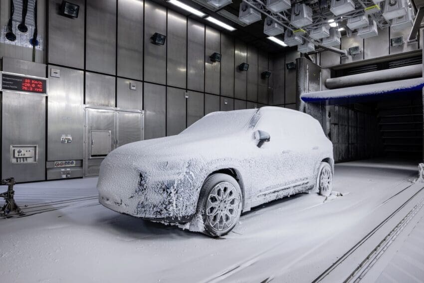 Mercedes-GLB-EV-exterior