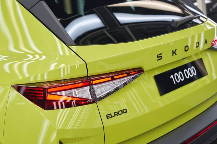 100,000th Skoda Elroq vRS in Mamba Green rear view