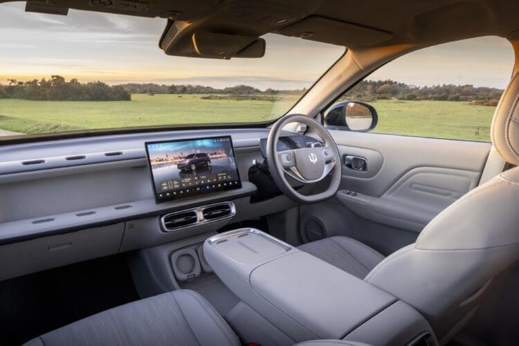 leapmotor b10 interior image