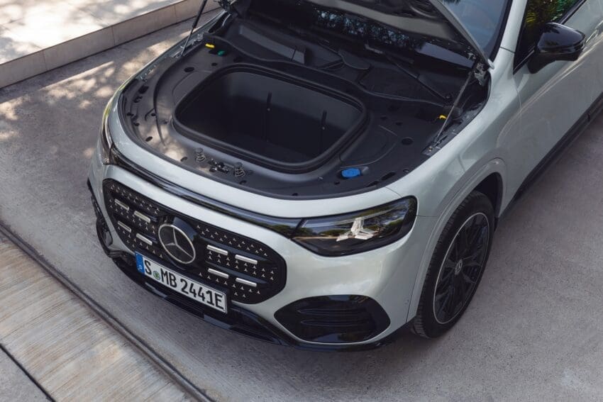 Electric Mercedes GLB frunk