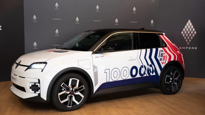 Renault builds 100,000th R5 at Douai gigafactory in France