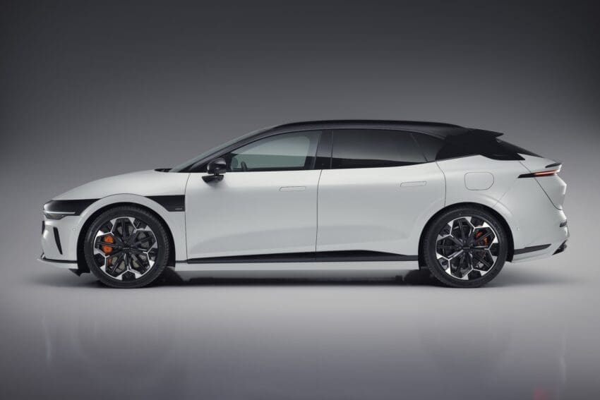 Zeekr 7GT profile