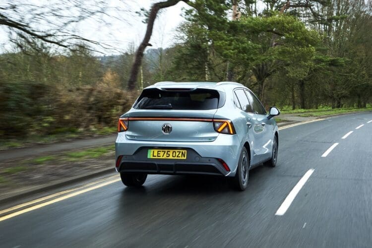 MG4 Urban review driving image
