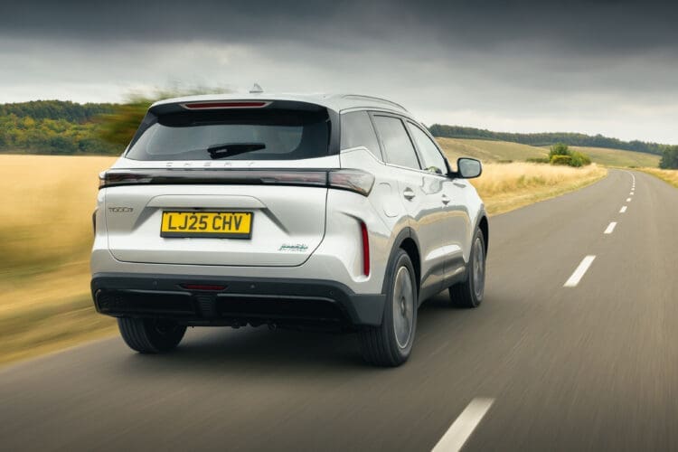 chery tiggo 7 review rear driving image