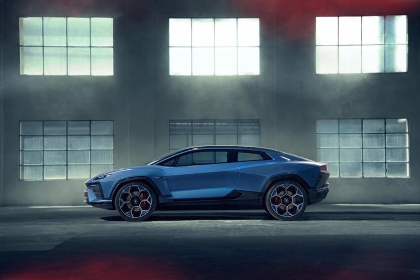 Lamborghini Lanzador EV dead profile view
