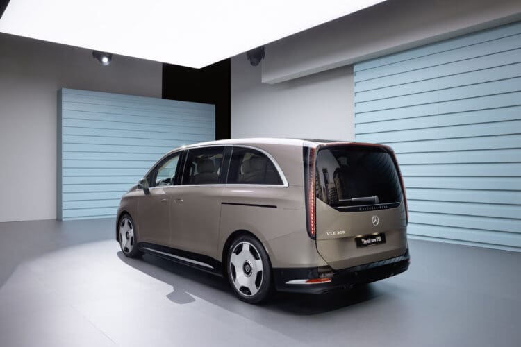 Mercedes VLE rear view
