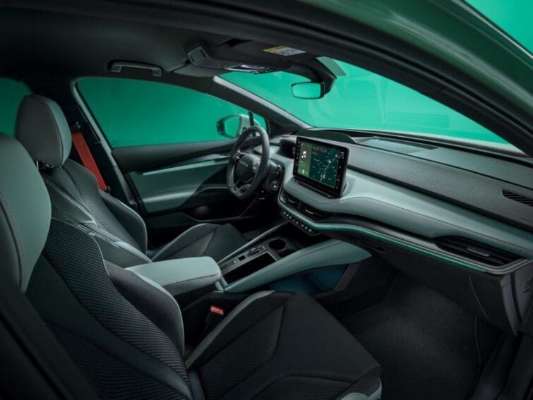 Updated Skoda Elroq and Enyaq interior 